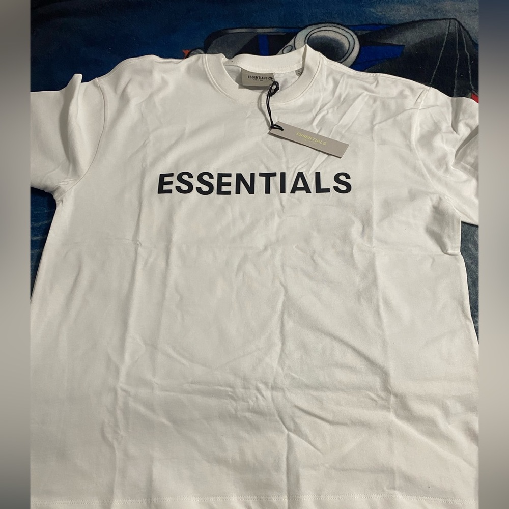 Fear of God ESSENTIALS tshirt
